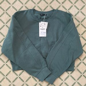 Zara cropped sage green sweat shirt